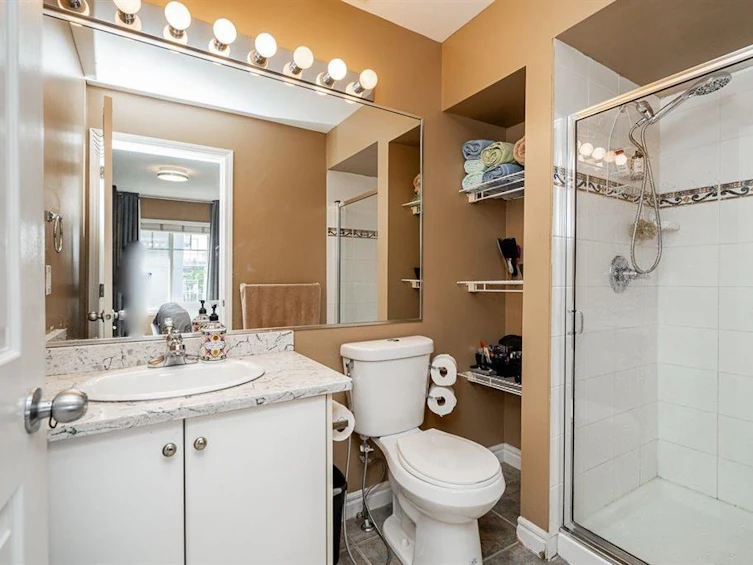 11-12070 76th Avenue, Surrey, BC, V3W 5Z2 - 12