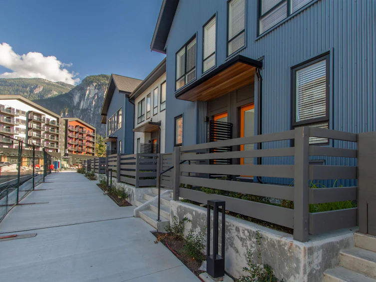 1403 Shoal Way, Squamish, BC, V8B 1E6 - 29