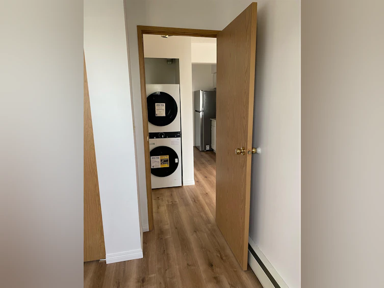 206-230 Mowat Street, New Westminster, BC, V3M 4B2 - 10
