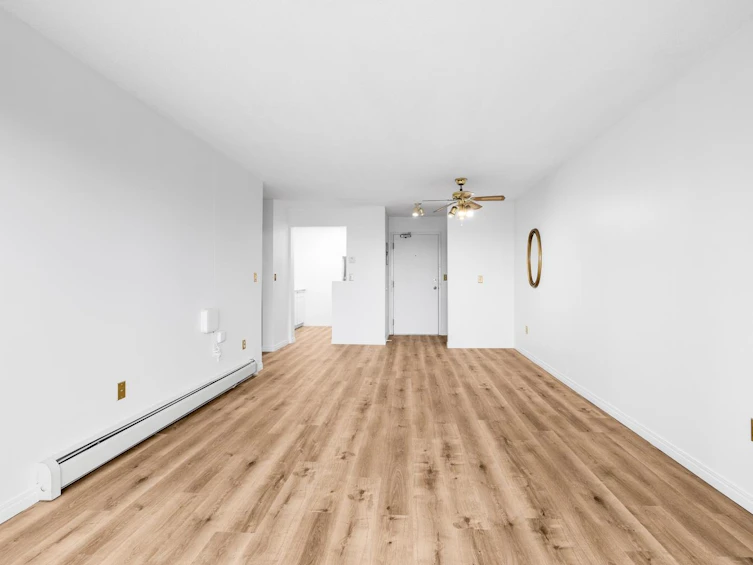 206-230 Mowat Street, New Westminster, BC, V3M 4B2 - 14