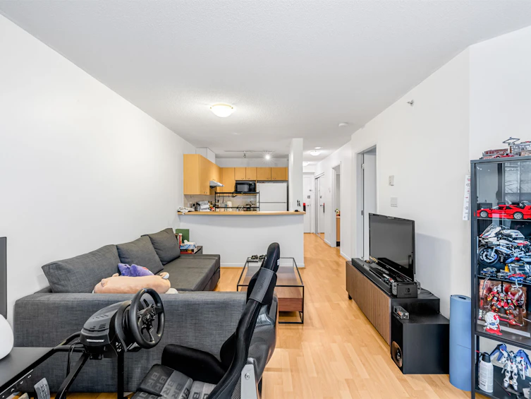 501-8180 Granville Avenue, Richmond, BC, V6Y 4G1 - 11