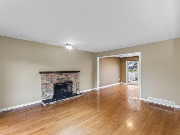 33321 Terry Fox Avenue, Abbotsford, BC, V2S 6T9 - 5