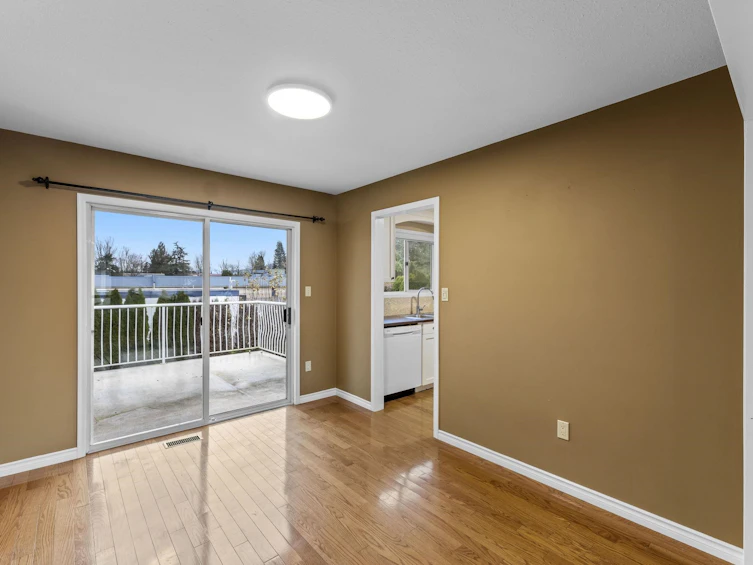 33321 Terry Fox Avenue, Abbotsford, BC, V2S 6T9 - 9