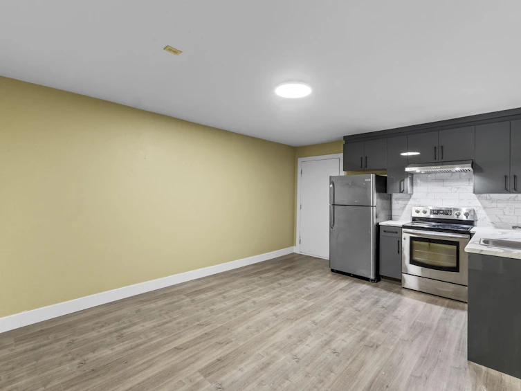 33321 Terry Fox Avenue, Abbotsford, BC, V2S 6T9 - 35