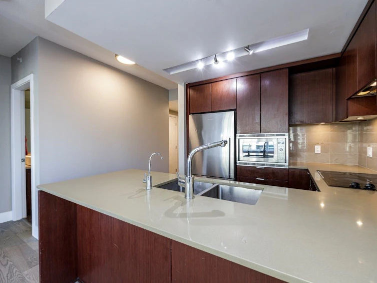 1207-1320 Chesterfield Avenue, North Vancouver, BC, V7M 0A6 - 12