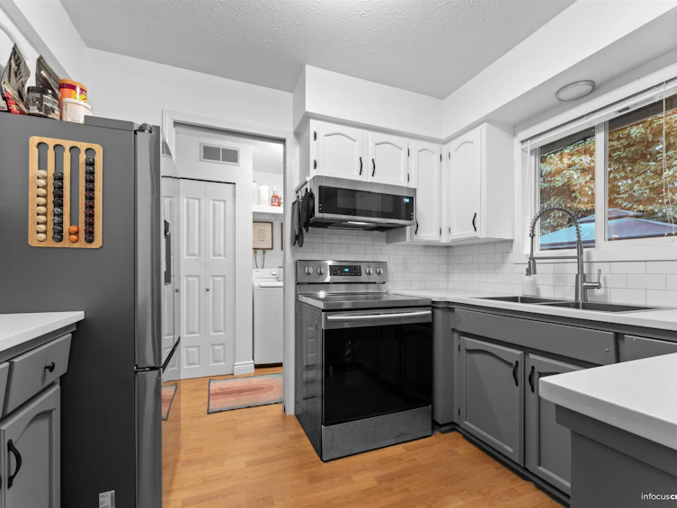 20182 44a Avenue, Langley, BC, V3A 6P2 - 9