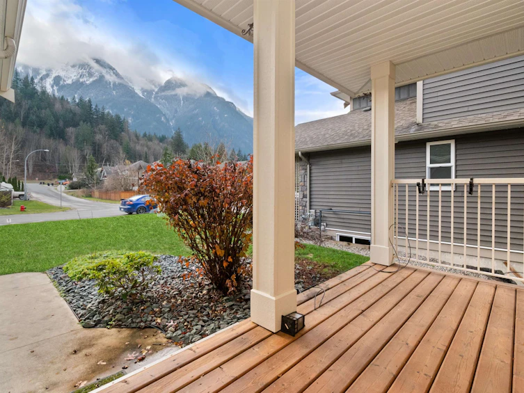 65997 Ogilview Drive, Hope, BC, V0X 1L1 - 35