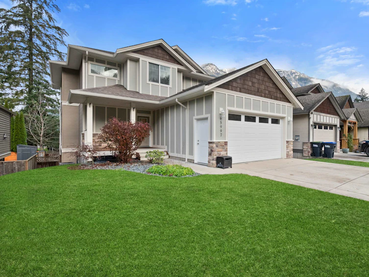 65997 Ogilview Drive, Hope, BC, V0X 1L1