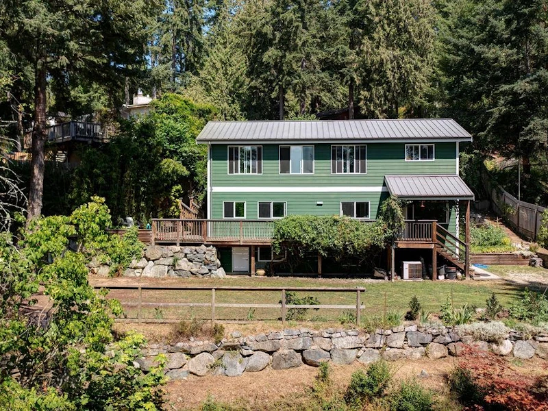 5066 Parkview Road, Pender Harbour Egmont BC