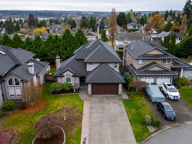 19056 62a Avenue, Surrey, BC, V3S 8C6 - 2