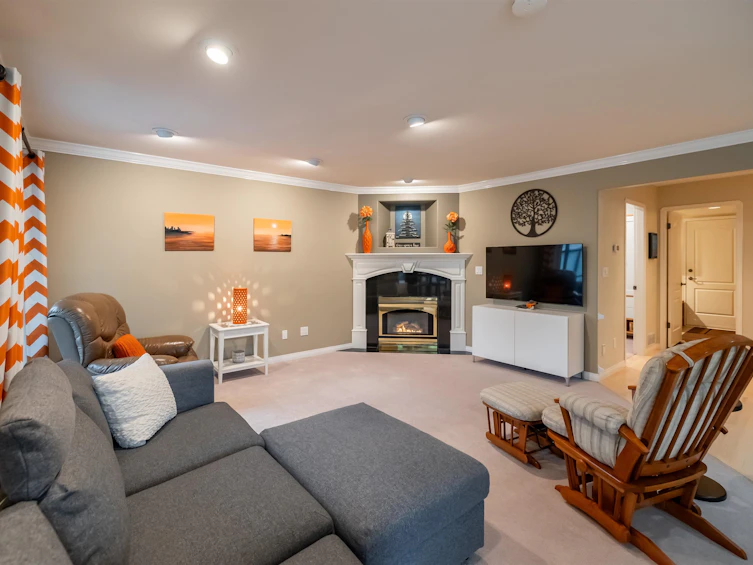 19056 62a Avenue, Surrey, BC, V3S 8C6 - 13