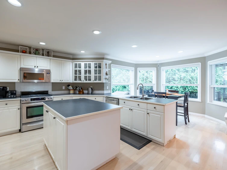 19056 62a Avenue, Surrey, BC, V3S 8C6 - 15