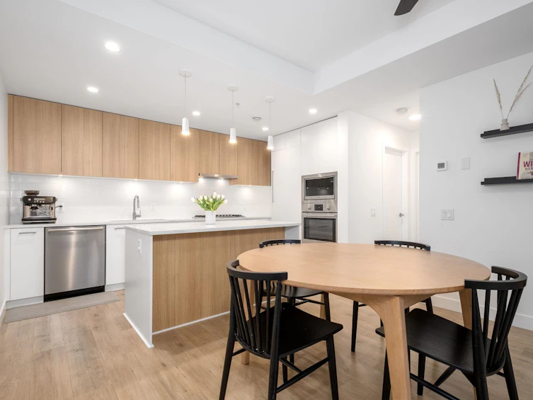 145-2035 Glenaire Drive, North Vancouver, BC, V7P 1Y2 - 2