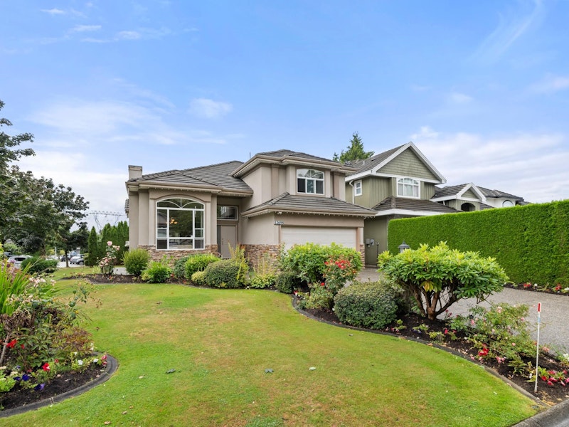 12698 61b Avenue, Surrey BC V3X 3M5