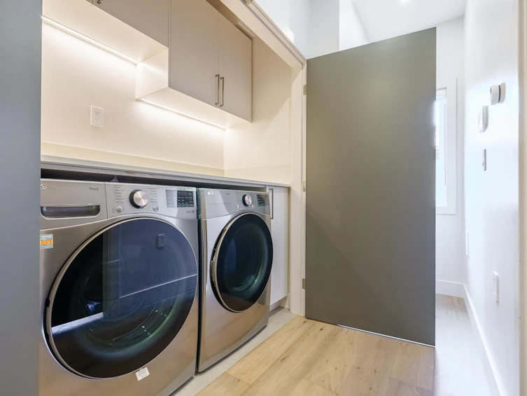 745 E 39th Avenue, Vancouver, BC, V5W 1K5 - 13
