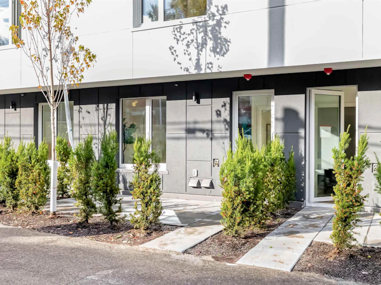 310-2250 E 1st Avenue, Vancouver, BC, V5N 1B6 - 22