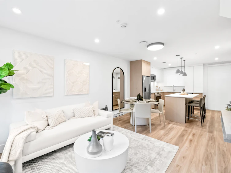 308-2250 E 1st Avenue, Vancouver, BC, V5N 1B6 - 5