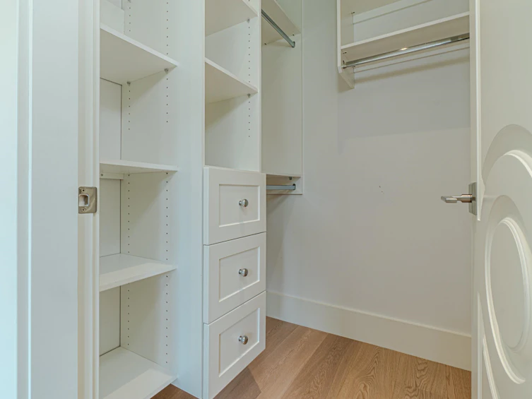 3256 W 21st Avenue, Vancouver, BC, V6L 1L2 - 24