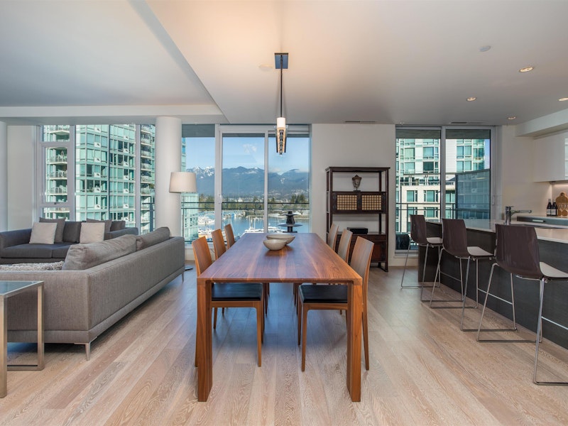 801 - 1409 W Pender Street, Vancouver BC V6G 2S3