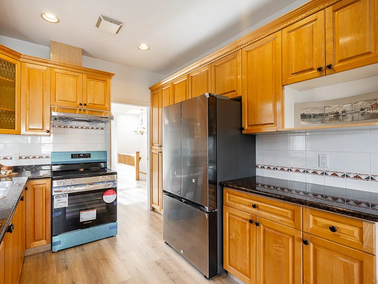 1085 E 62 Avenue, Vancouver, BC, V5X 2H1 - 7