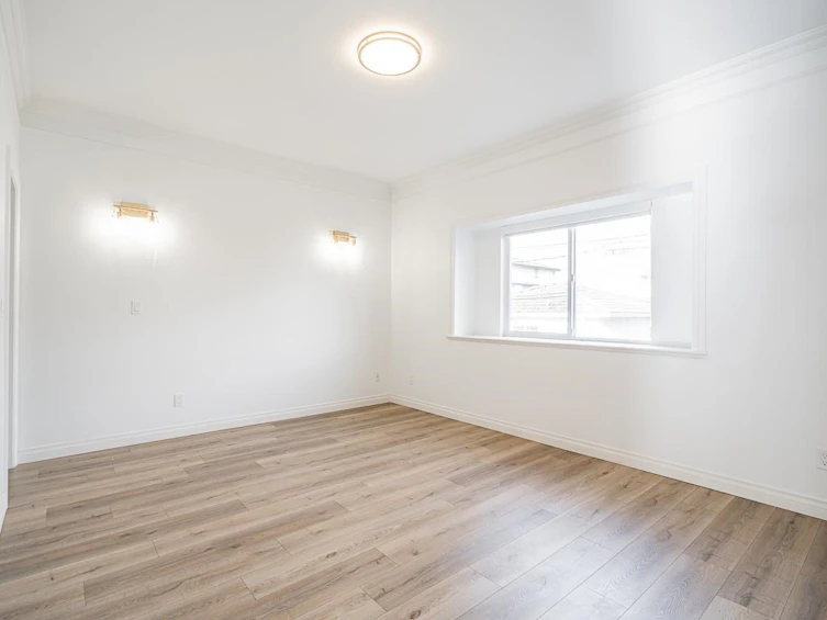 1085 E 62 Avenue, Vancouver, BC, V5X 2H1 - 9