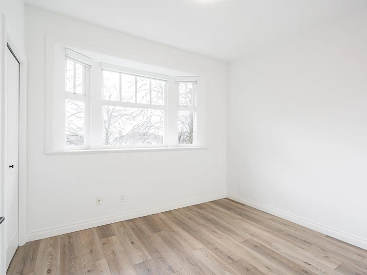 1085 E 62 Avenue, Vancouver, BC, V5X 2H1 - 11