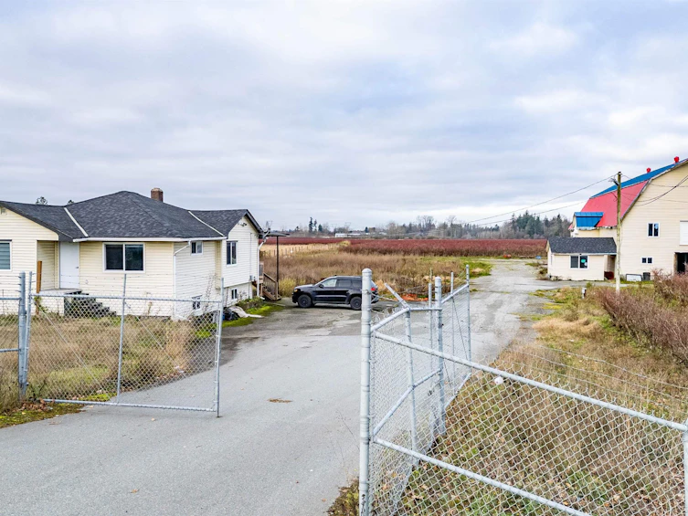 1939 264 Street, Langley, BC, V4W 2L4 - 15