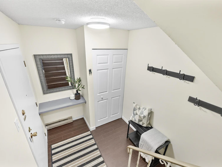 225-2910 E Pender Street, Vancouver, BC, V5K 2C3 - 26