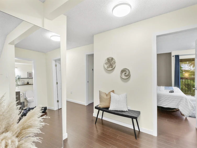 225-2910 E Pender Street, Vancouver, BC, V5K 2C3 - 27