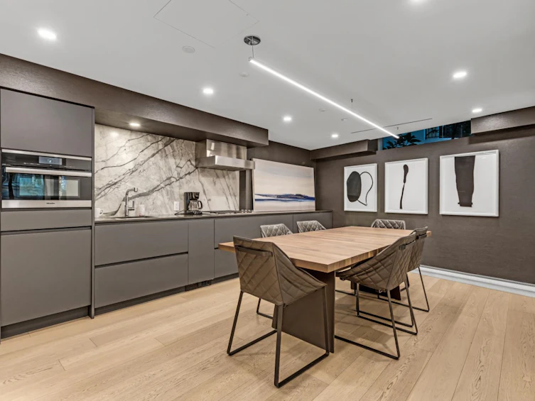 1402-889 Pacific Street, Vancouver, BC, V6Z 1C3 - 26