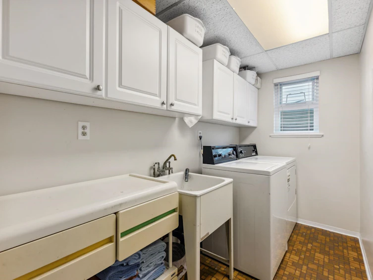 4715 Lancelot Court, Richmond, BC, V7C 4S2 - 24