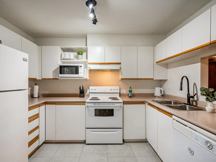 107-27358 32 Avenue, Langley, BC, V4W 3M5 - 3