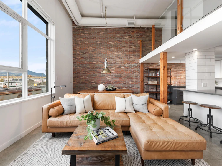 204-2001 Wall Street, Vancouver, BC, V6X 3B5 - 2