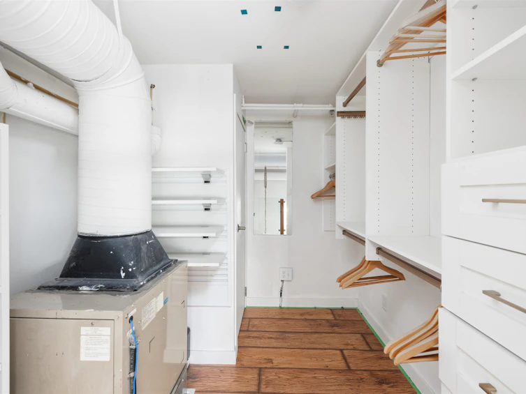 204-2001 Wall Street, Vancouver, BC, V6X 3B5 - 17