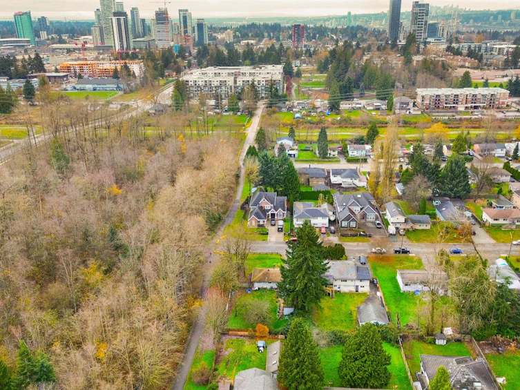 10610 141a Street, Surrey, BC, V3T 4R7 - 10