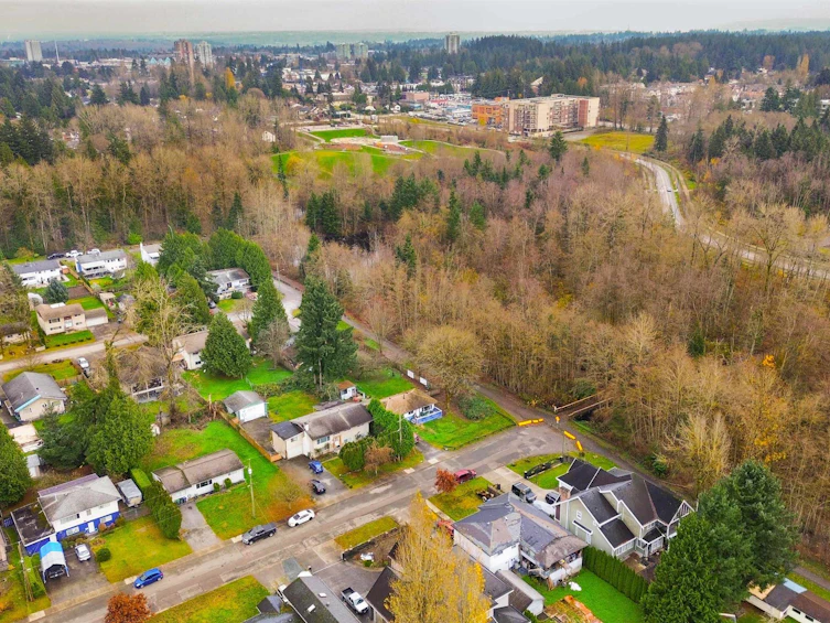 10610 141a Street, Surrey, BC, V3T 4R7 - 13