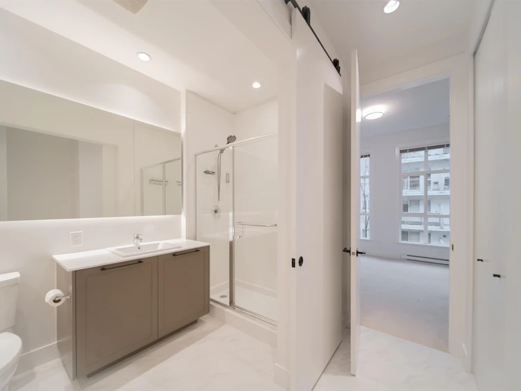 209-13933 105 Boulevard, Surrey, BC, V3T 0R6 - 18