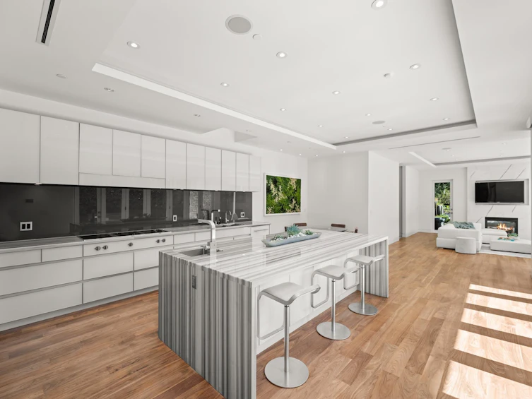 6350 Macdonald Street, Vancouver, BC, V6N 1E6 - 14