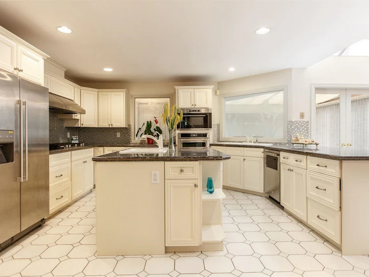 5978 Angus Drive, Vancouver, BC, V6M 3P1 - 4