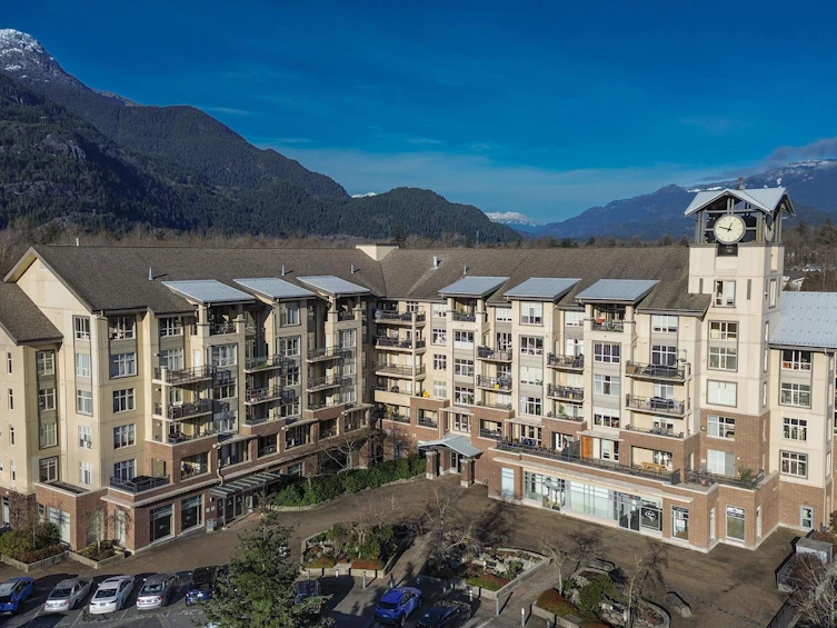 419-1211 Village Green Way, Squamish, BC, V8B 0R7 - 2