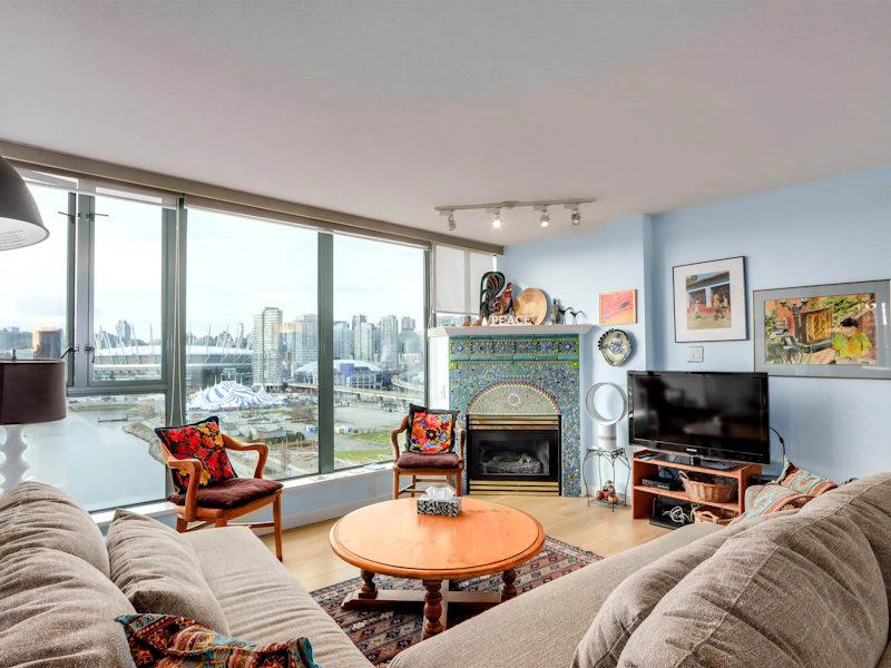 1306 - 1088 Quebec Street, Vancouver BC V6A 4H2