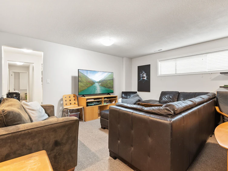 9490 Tupper Street, Chilliwack, BC, V2P 4G4 - 32