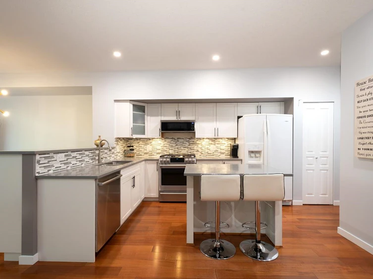 128-2000 Panorama Drive, Port Moody, BC, V3H 5J5