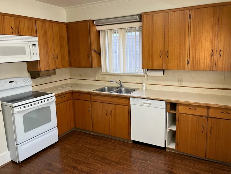 474 W 21st Avenue, Vancouver, BC, V5Y 2E7 - 6