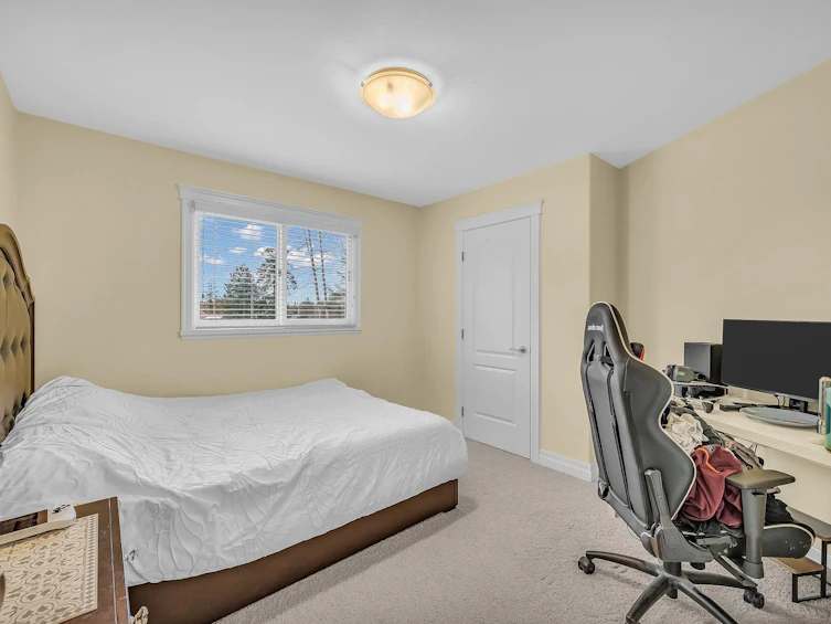 13371 21a Avenue, Surrey, BC, V4A 9N1 - 25