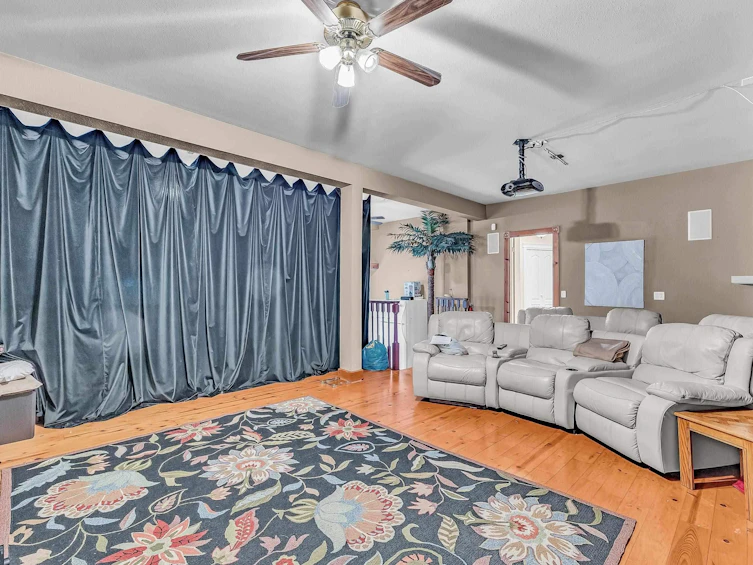 13371 21a Avenue, Surrey, BC, V4A 9N1 - 36