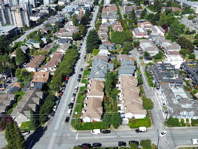 272 E 4th Street, North Vancouver, BC, V7L 1H9 - 3