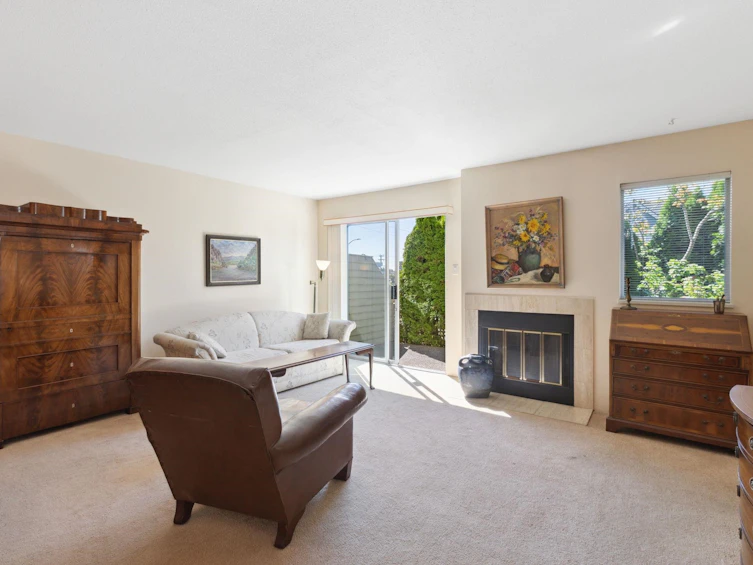 272 E 4th Street, North Vancouver, BC, V7L 1H9 - 7