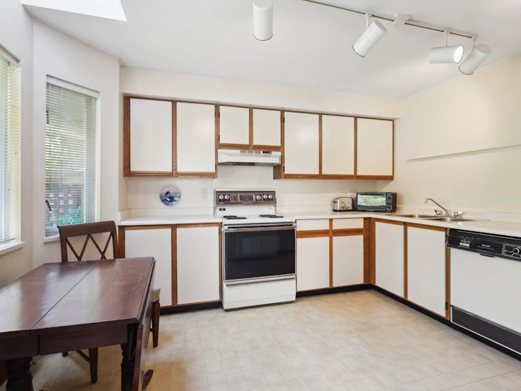 272 E 4th Street, North Vancouver, BC, V7L 1H9 - 16