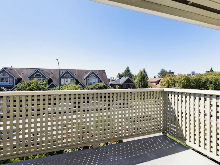 272 E 4th Street, North Vancouver, BC, V7L 1H9 - 23